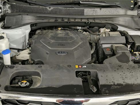 Used 2020 Kia Sorento AWD V6 image 13