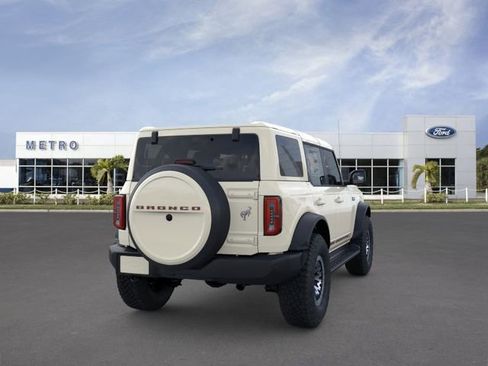 New 2026 Ford Bronco Outer Banks w/ Sasquatch Package AWD/4WD image 8