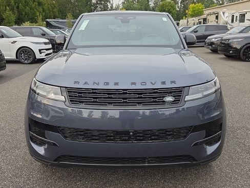 New 2025 Land Rover Range Rover Sport SE image 9