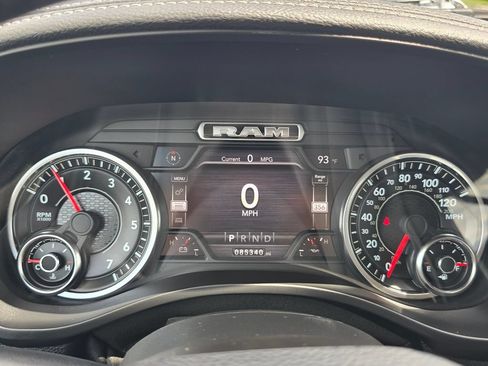 Used 2020 RAM 1500 Laramie AWD/4WD image 22