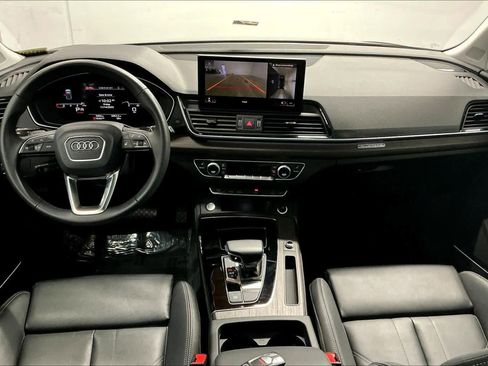Certified 2025 Audi Q5 2.0T Premium Plus w/ Premium Plus Package image 17