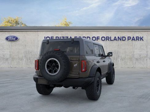 New 2025 Ford Bronco Badlands image 8