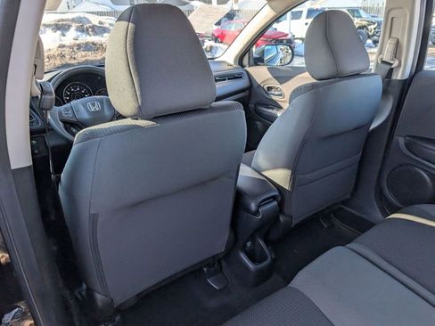 Used 2019 Honda HR-V LX image 39