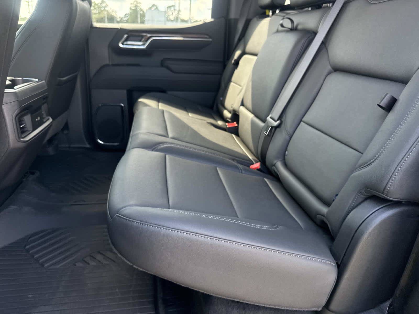 New 2026 Chevrolet Silverado 1500 RST w/ RST All Star Premium Package AWD/4WD image 7