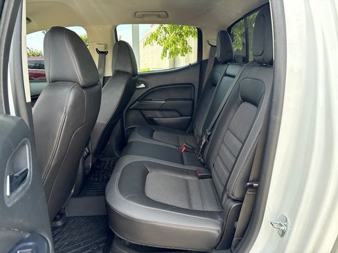 Used 2022 GMC Canyon 4x4 Crew Cab AT4 w/ Driver Alert Package image 31