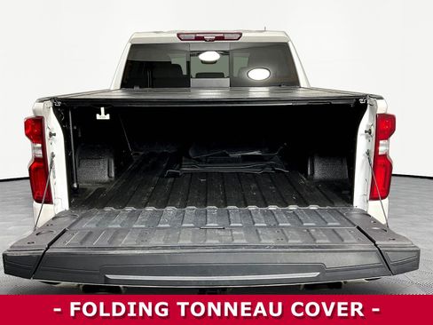 Used 2022 Chevrolet Silverado 1500 LTZ w/ LTZ Premium Package AWD/4WD image 7