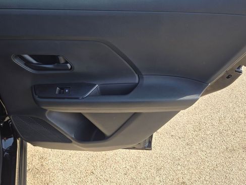 New 2026 Nissan Kicks S image 9