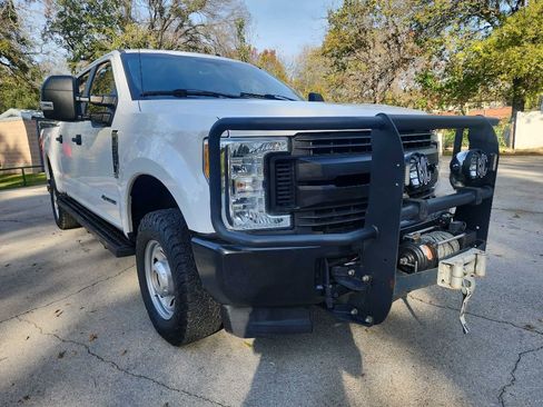 Used 2017 Ford F250 XL w/ Power Equipment Group image 1