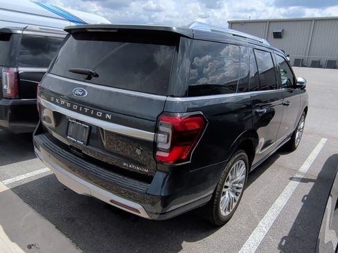 Used 2023 Ford Expedition Platinum RWD image 6