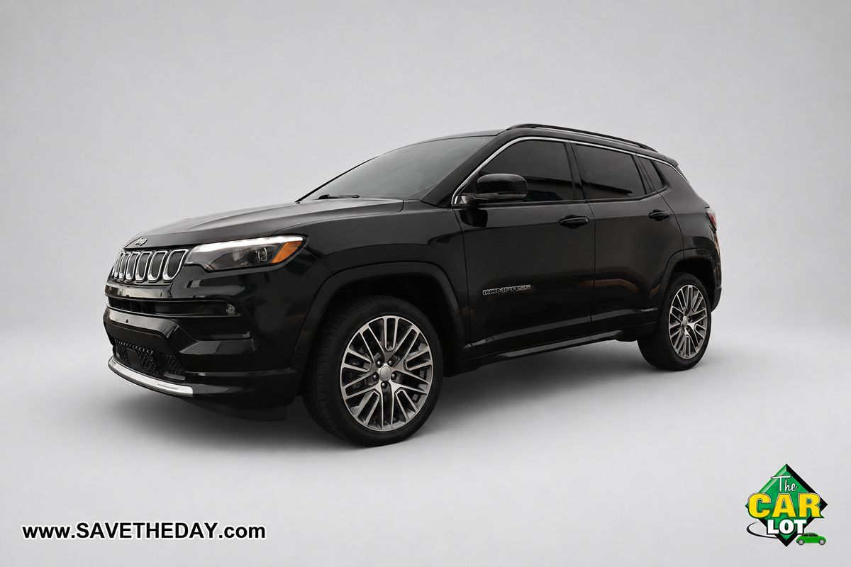Used 2022 Jeep Compass Limited w/ Elite Group AWD/4WD image 4