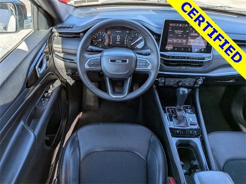 Used 2023 Jeep Compass Trailhawk image 14