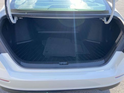 Certified 2023 Honda Accord EX image 6