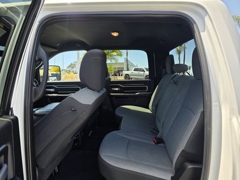 Certified 2024 RAM 3500 Big Horn AWD/4WD image 17