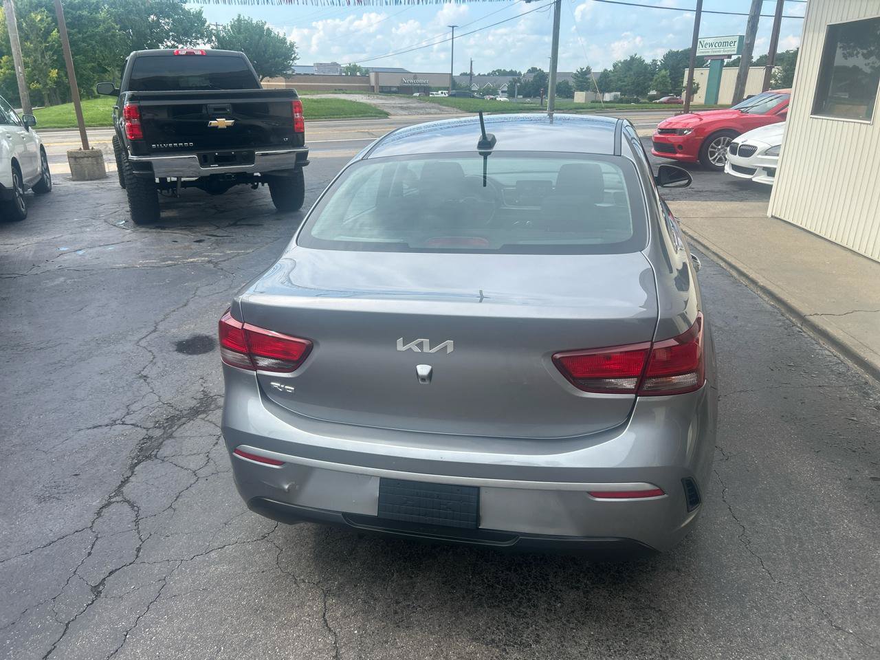 Used 2023 Kia Rio S FWD image 5