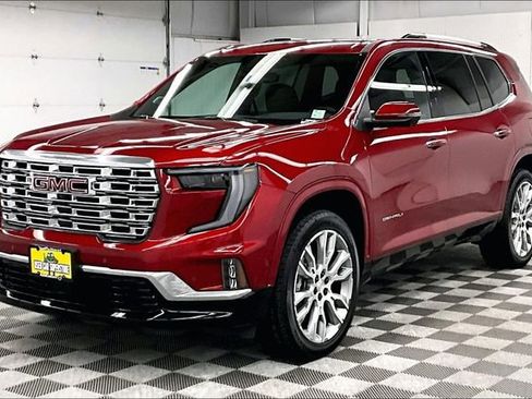 Used 2025 GMC Acadia Denali w/ Super Cruise Package image 12