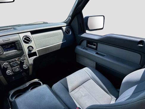 Used 2014 Ford F150 XLT w/ Equipment Group 302A Luxury AWD/4WD image 23