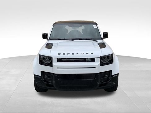 New 2025 Land Rover Defender 110 V8 image 2