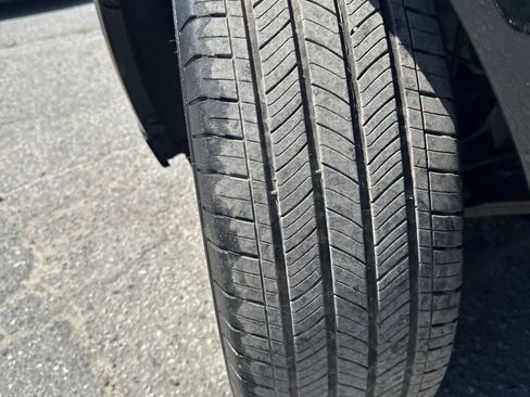 Used 2023 Ford Mustang Mach-E Premium image 31