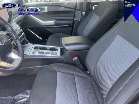 Certified 2023 Ford Explorer XLT RWD image 24