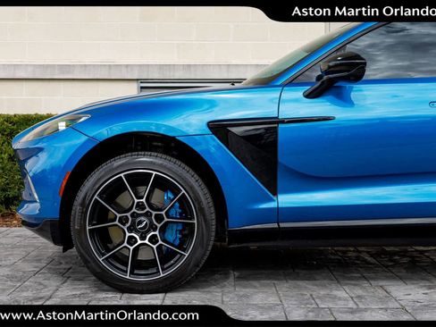 Used 2021 Aston Martin DBX image 34
