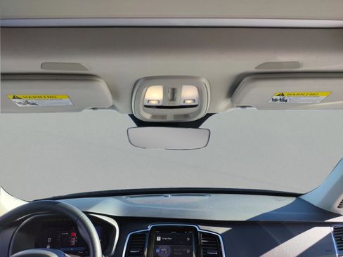 Used 2023 Volvo XC90 B5 Plus image 23