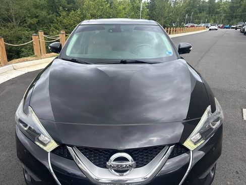 Used 2017 Nissan Maxima Platinum FWD image 2