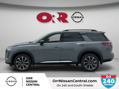New 2026 Nissan Pathfinder Platinum image 8