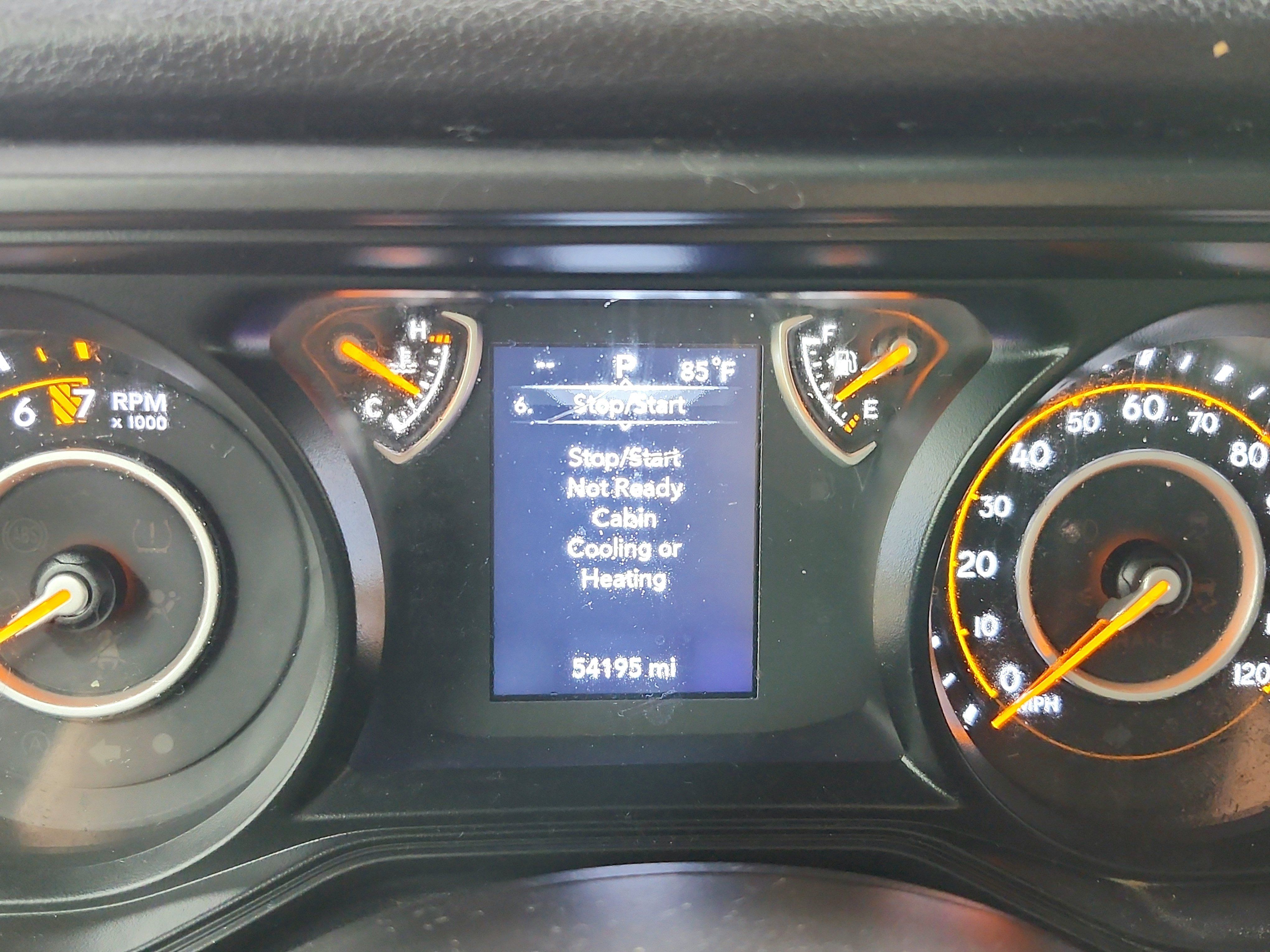 Used 2025 Jeep Gladiator Sport AWD/4WD image 12