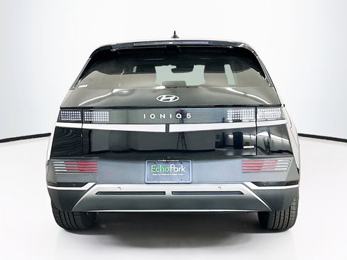 Used 2024 Hyundai Ioniq 5 SEL AWD/4WD image 7