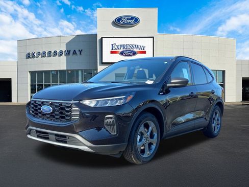 New 2026 Ford Escape ST-Line w/ Tech Pack #1 image 2