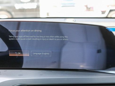 Used 2026 Cadillac Vistiq Luxury image 14