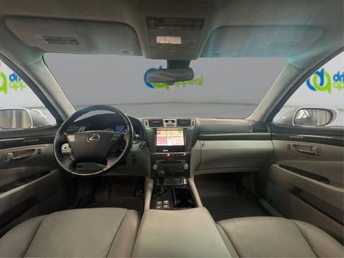 Used 2010 Lexus LS 460 L image 28