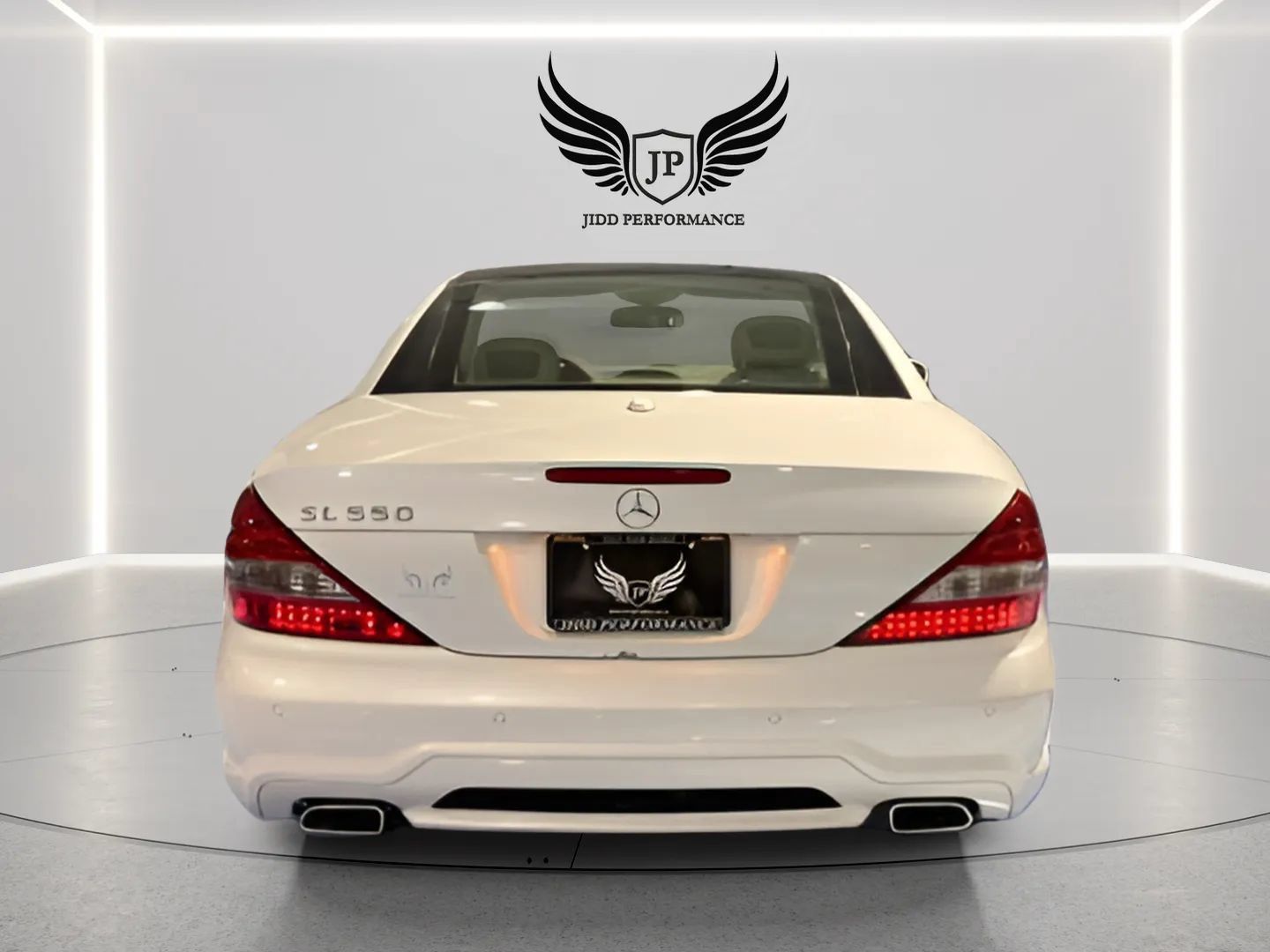 Used 2012 Mercedes-Benz SL 550 image 11