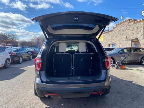Used 2016 Ford Explorer Platinum AWD/4WD image 13