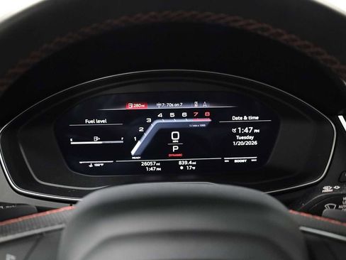 Used 2023 Audi SQ5 Prestige image 22