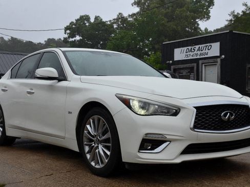 Used 2018 INFINITI Q50 Luxe RWD image 5