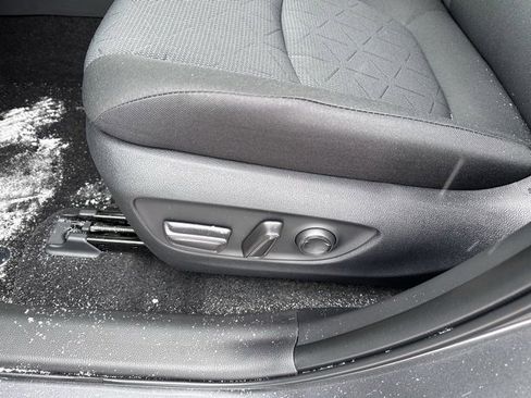 New 2025 Toyota RAV4 XLE image 20