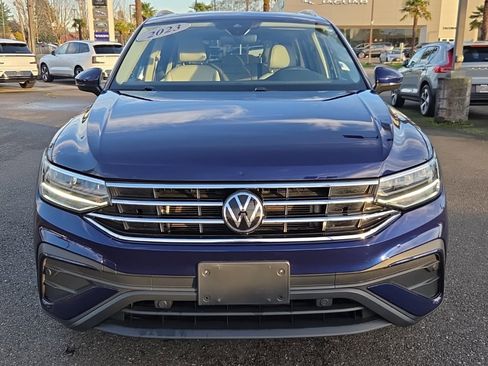 Used 2023 Volkswagen Tiguan SE image 11