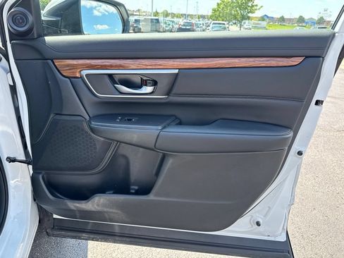 Used 2022 Honda CR-V Touring image 39