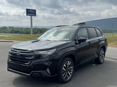 New 2026 Subaru Forester Touring AWD/4WD image 8