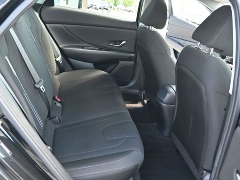 Certified 2023 Hyundai Elantra SEL w/ Convenience Package FWD image 18