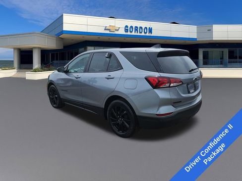 Used 2024 Chevrolet Equinox LS w/ LS Convenience Package FWD image 3