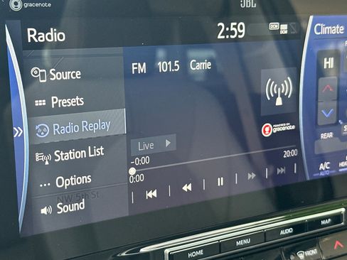 Used 2022 Toyota Highlander Platinum image 19