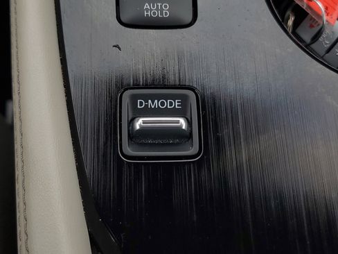 Used 2022 Nissan Rogue SL FWD image 32