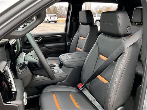 New 2026 GMC Sierra 2500 AT4 w/ AT4 Preferred Package image 9