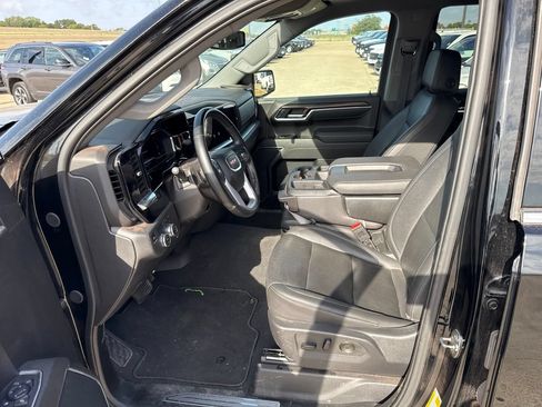 Used 2025 GMC Sierra 1500 SLT RWD image 19