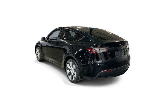 Certified 2023 Tesla Model Y Long Range AWD/4WD image 4