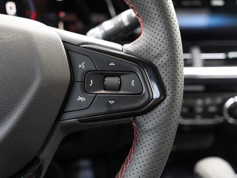 New 2026 Chevrolet Trax RS w/ Sunroof Package FWD image 20