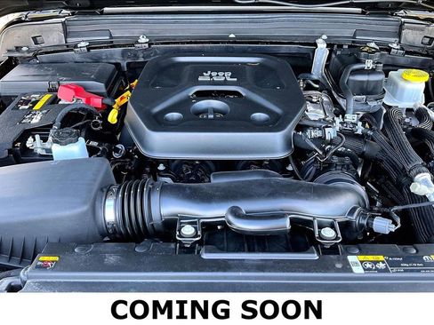 Used 2022 Jeep Wrangler Unlimited Sahara image 31