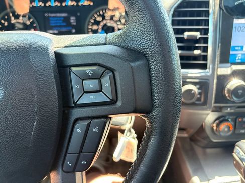 Used 2016 Ford F150 XLT w/ Equipment Group 302A Luxury AWD/4WD image 18
